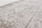 Louis de Poortere Fading World Medallion 8383 Salt&Pepper [Laatste] Creme, Zand