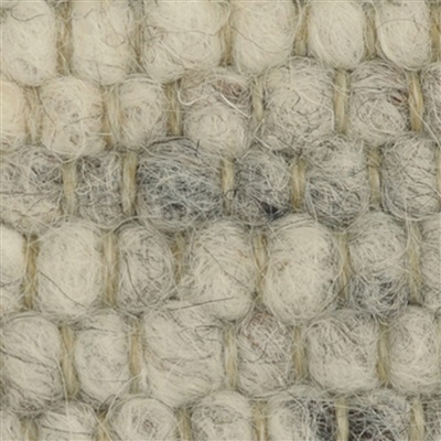 1802 - taupe-créme met iets bruin